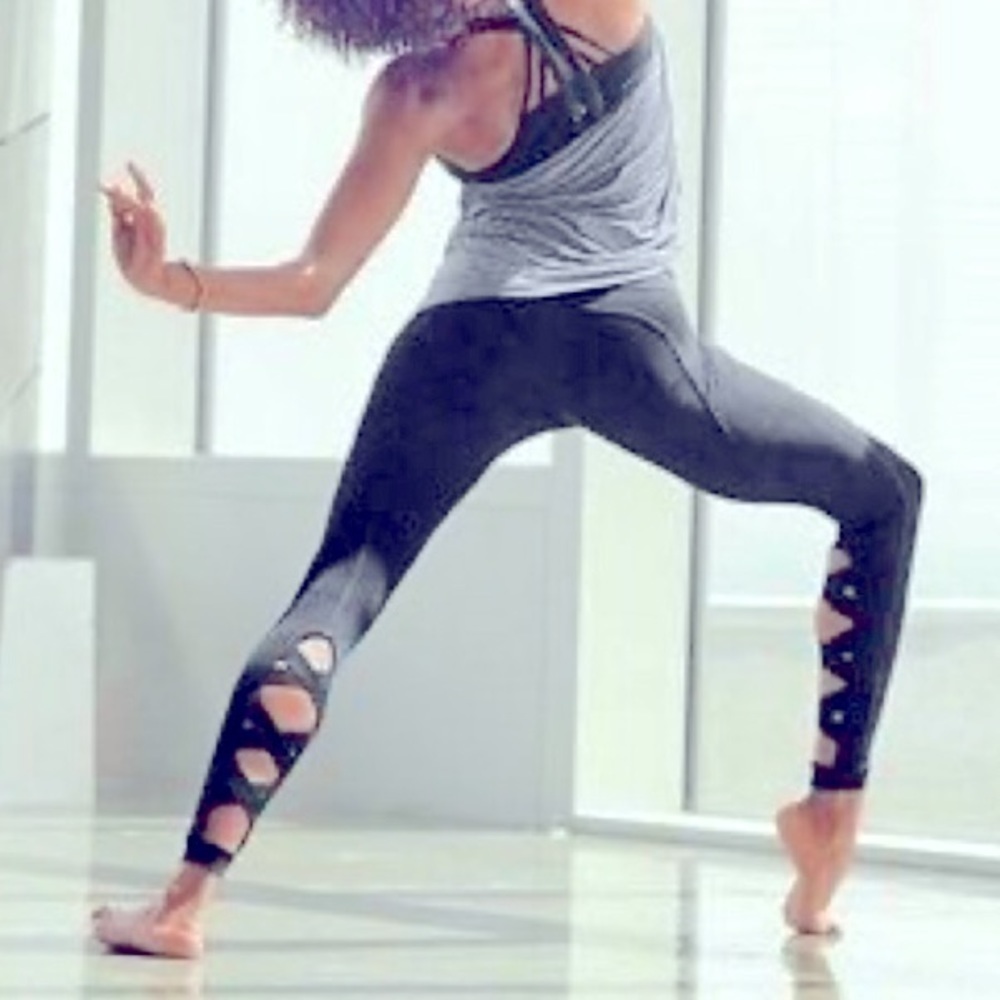Athleta High Rise Navy Blue Chaturanga Leggings Size XS
